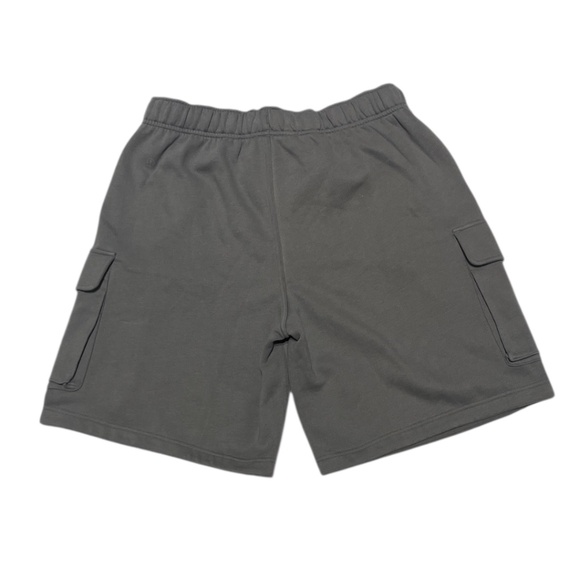 NWT Lululemon Mens Scuba Mid-Rise Oversized Cargo Short 9" Size M Solar Grey - Picture 3 of 5
